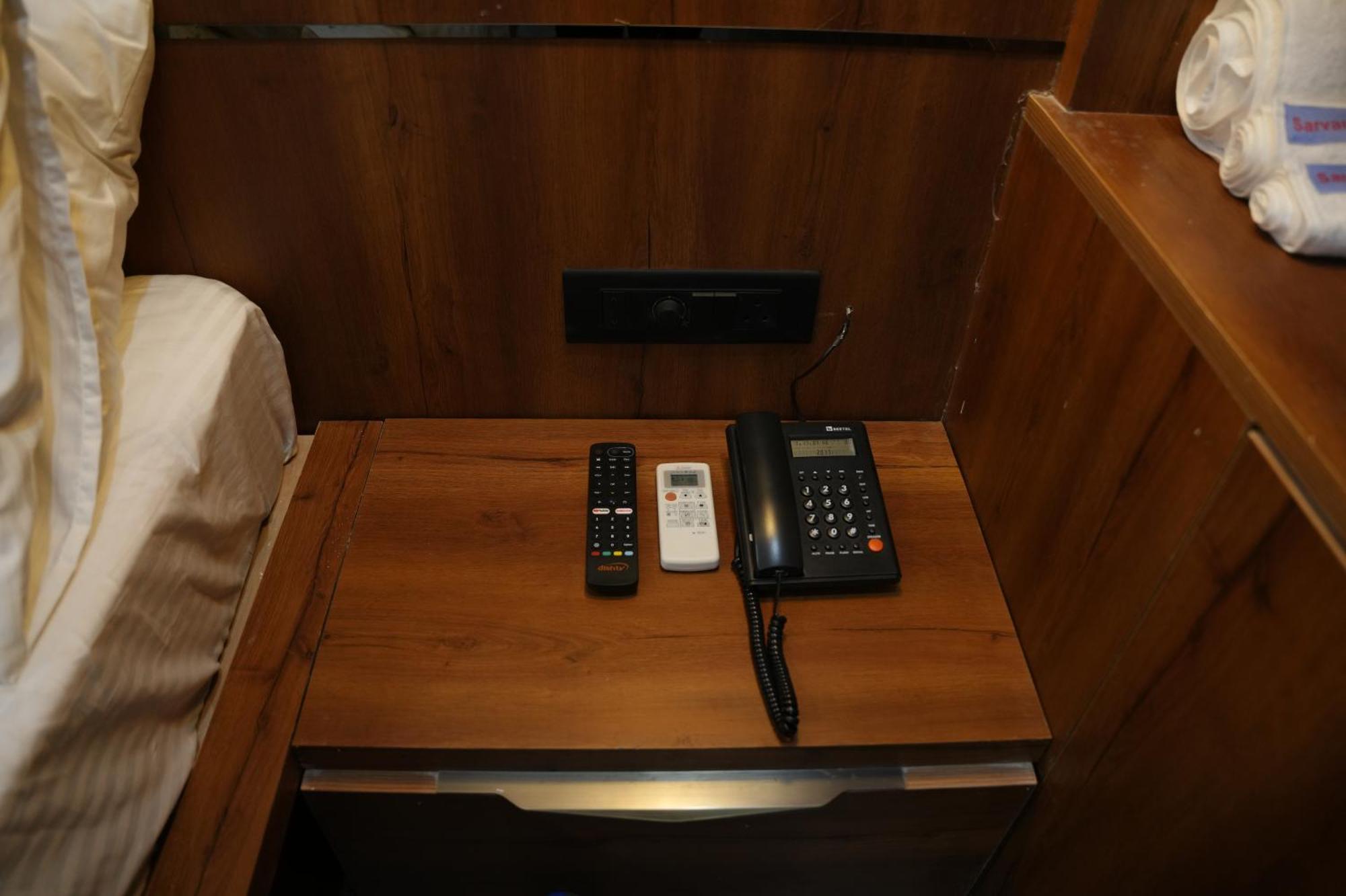 Hotel Sarvam Residency Sagar  Zewnętrze zdjęcie